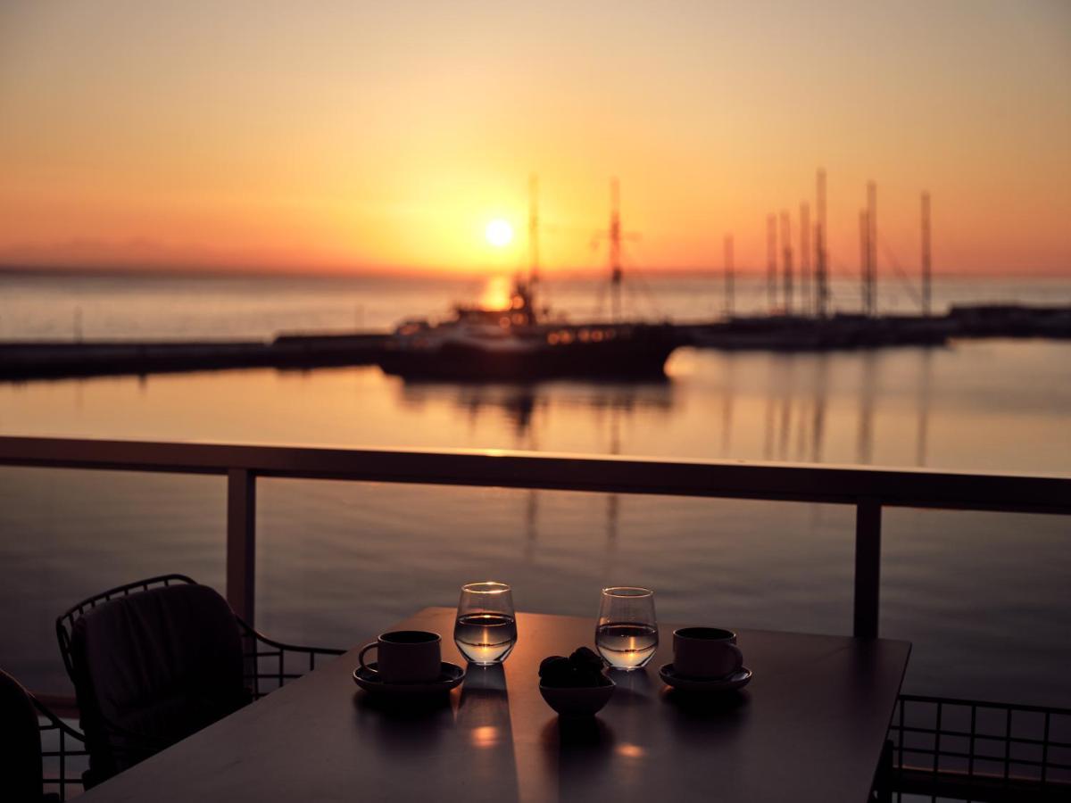 Monopolio Waterfront Apartment With Sea View, By Zantewize Εξωτερικό φωτογραφία